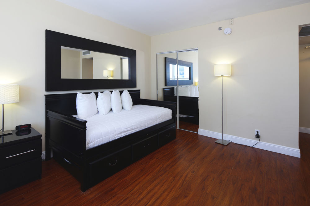 Castle Beach By New Point Miami Hotel Miami Beach Exterior foto